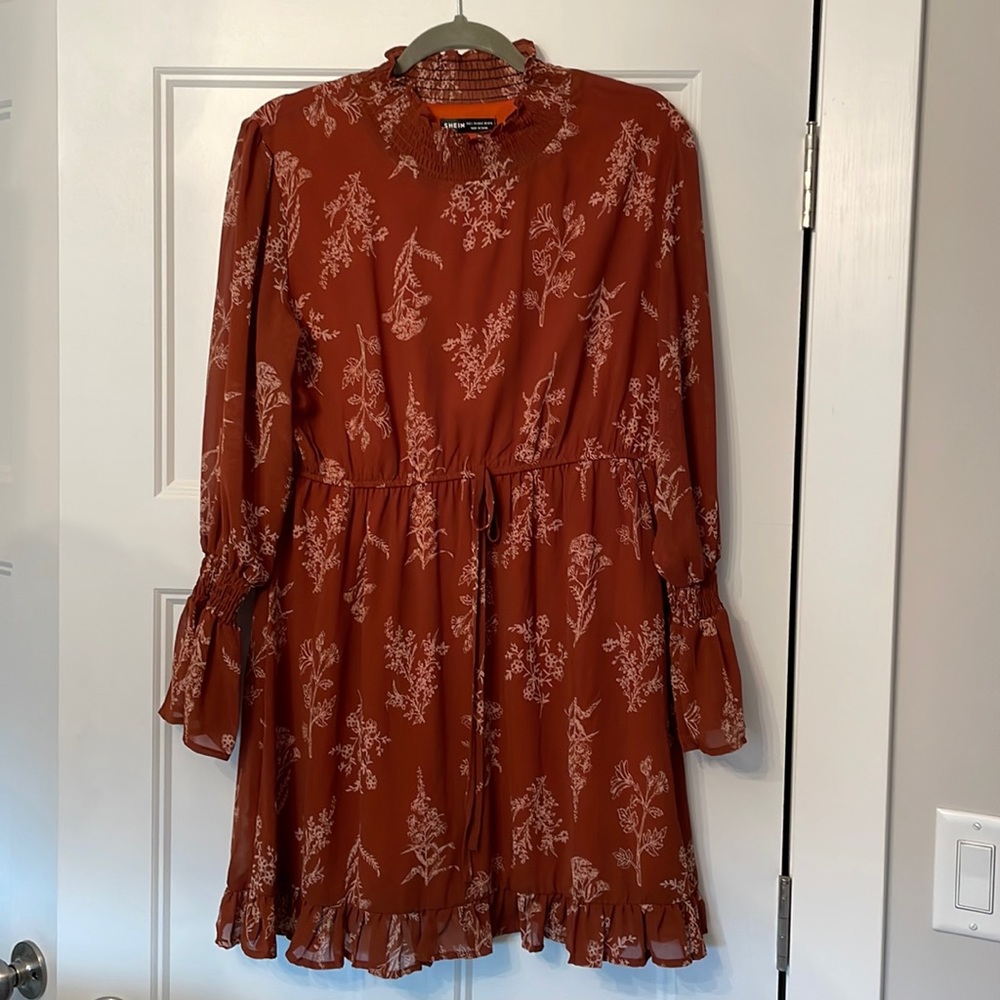 Gorgeous rust colored w/cream floral print dress OX fits like 10-12